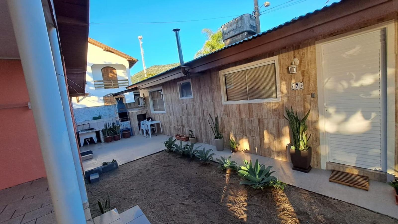 Casa De Praia Beira Do Mar, Pe Na Areia Florianópolis Eksteriør bilde