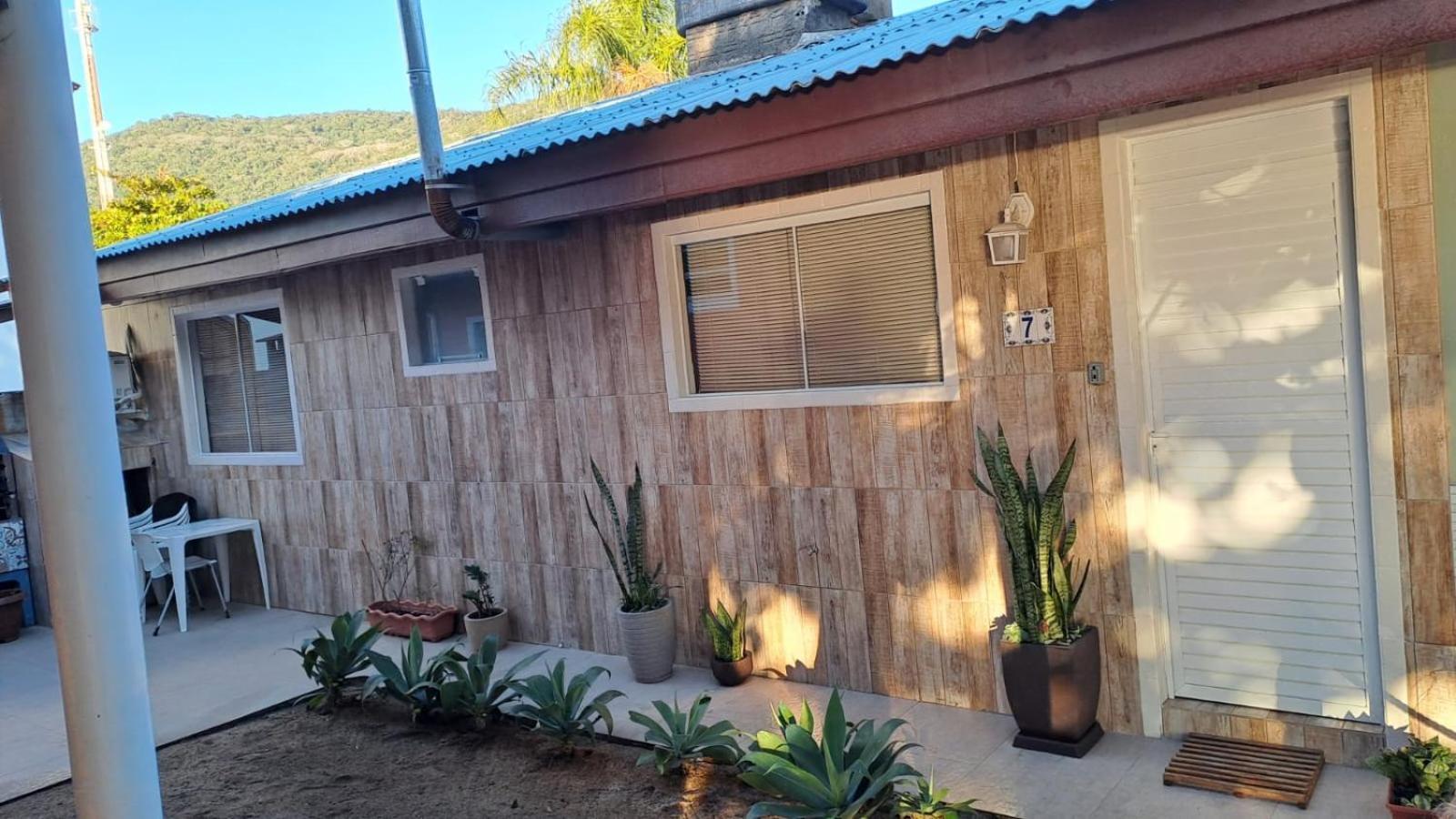 Casa De Praia Beira Do Mar, Pe Na Areia Florianópolis Eksteriør bilde