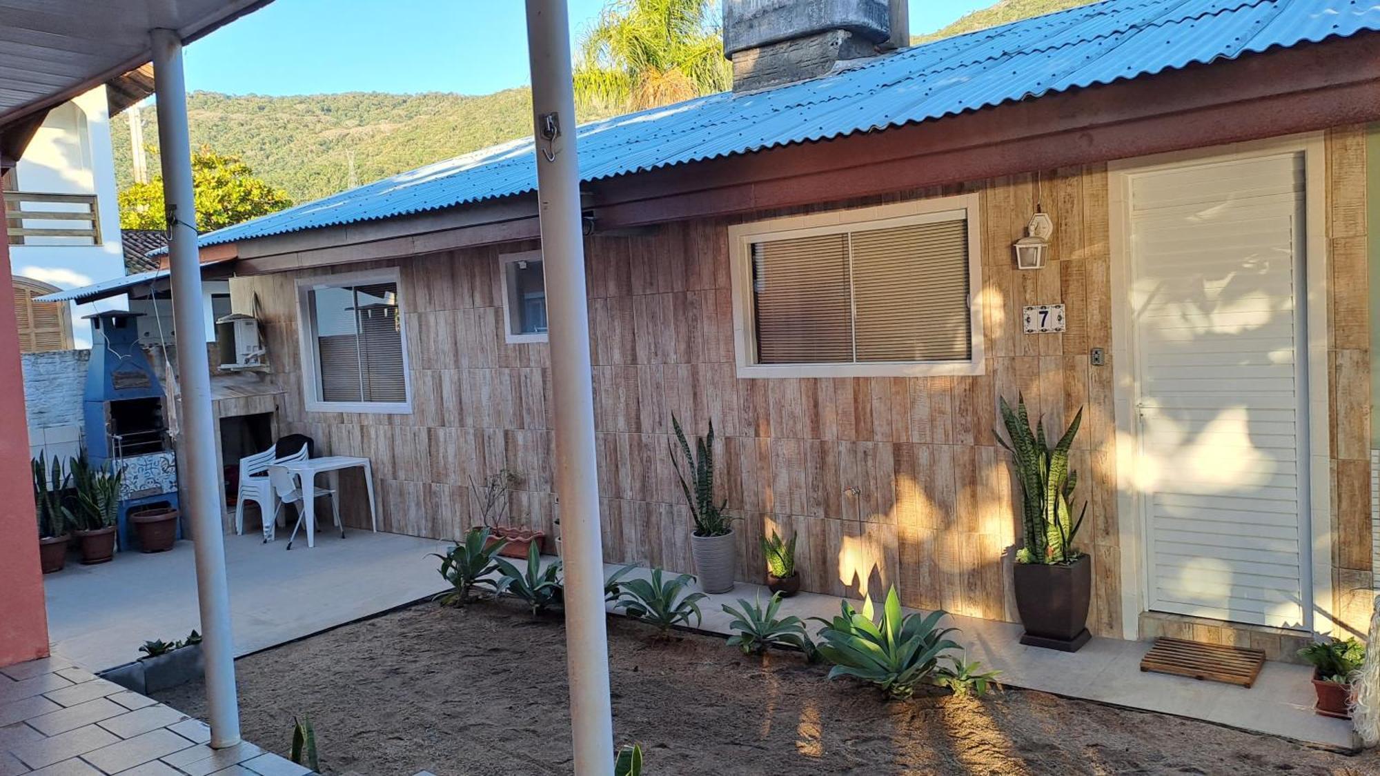 Casa De Praia Beira Do Mar, Pe Na Areia Florianópolis Rom bilde